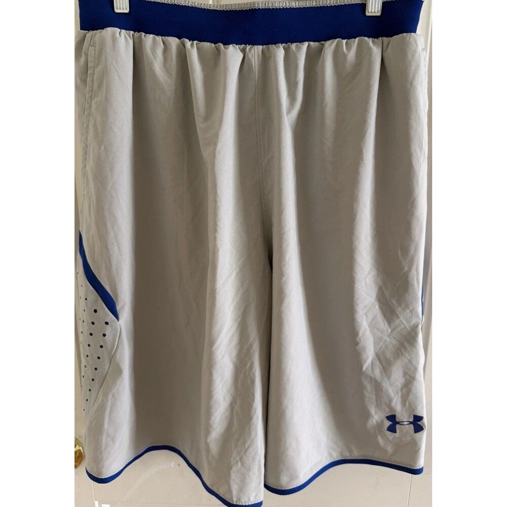 Under Armour Men’s Loose Athletic Shorts Size L